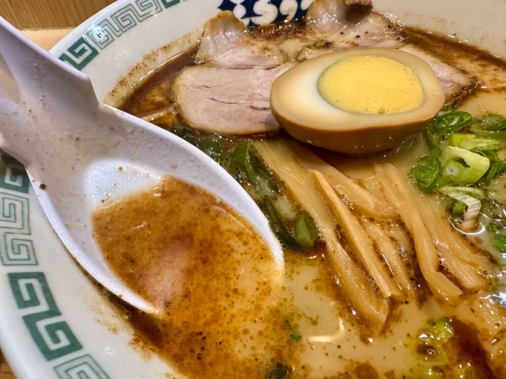 桂花ラーメン 新宿末広店の桂花ラーメン スープ