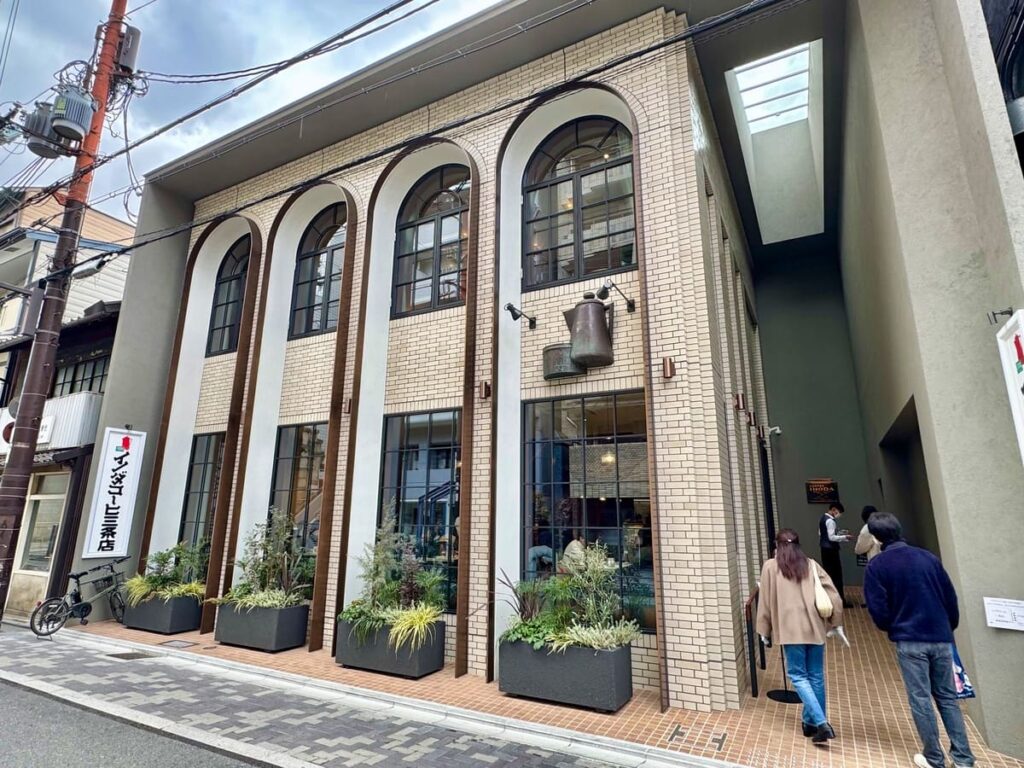 イノダコーヒ三条店