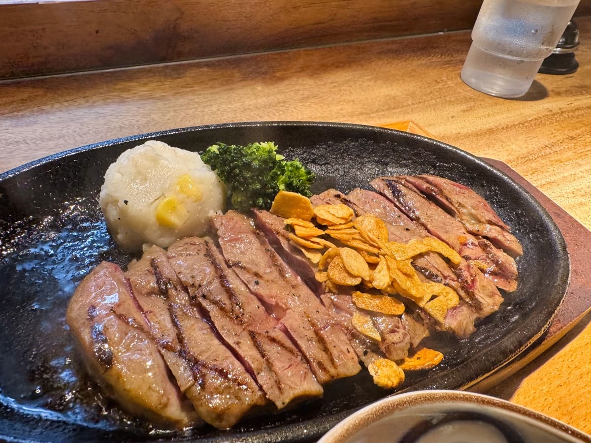 京都dining正義の平日限定ステーキランチ ステーキ1