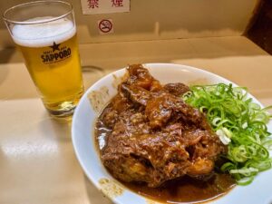 へんこつのテール筋肉盛り合わせ