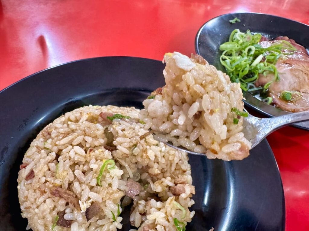 中華ひるねの半チャン 実食