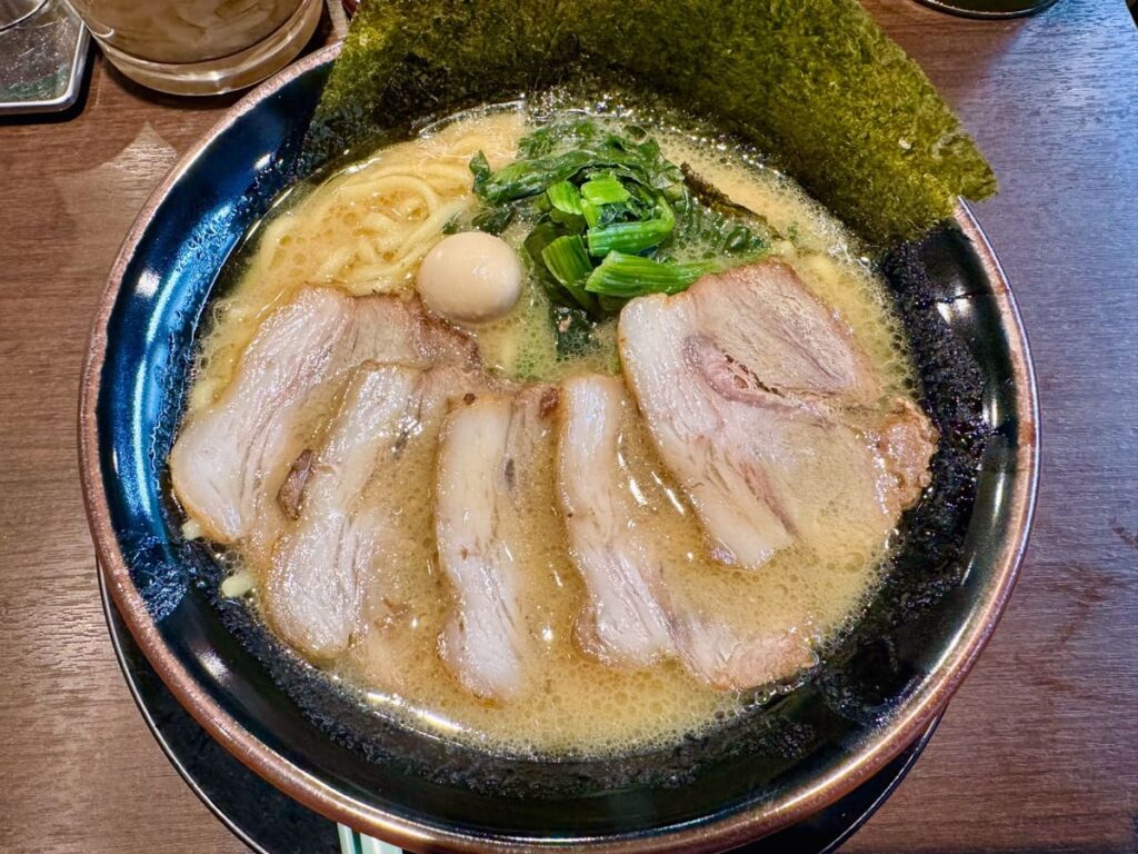横浜家系ラーメン天来屋 大阪太融寺店のチャーシューメン1
