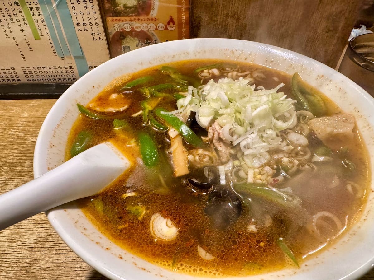 利しりのオロチョンラーメン3