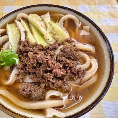 元祖みうらうどんの肉うどん（大）2