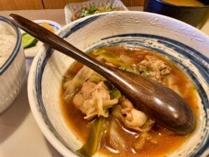 裏寺 百練の鶏のトマト煮込み