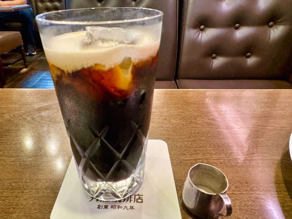 丸福珈琲店 千日前本店のアイスカフェオレ