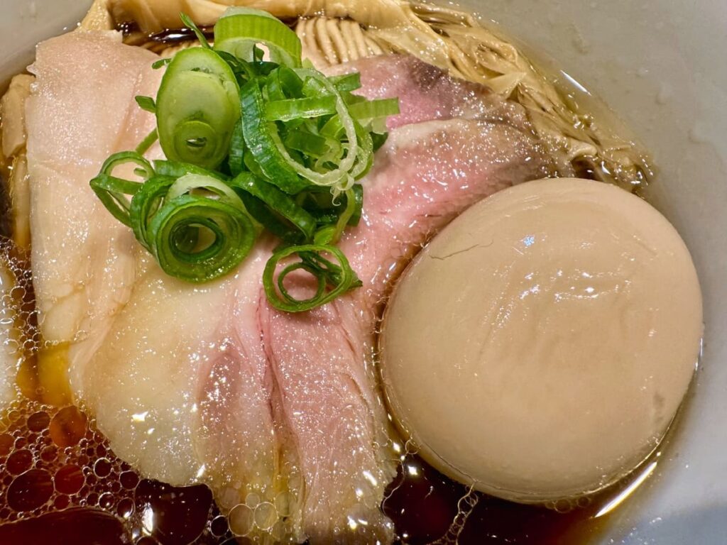 麺匠 一粒万倍 寺町店の特製醤油らぁ麺 トッピング