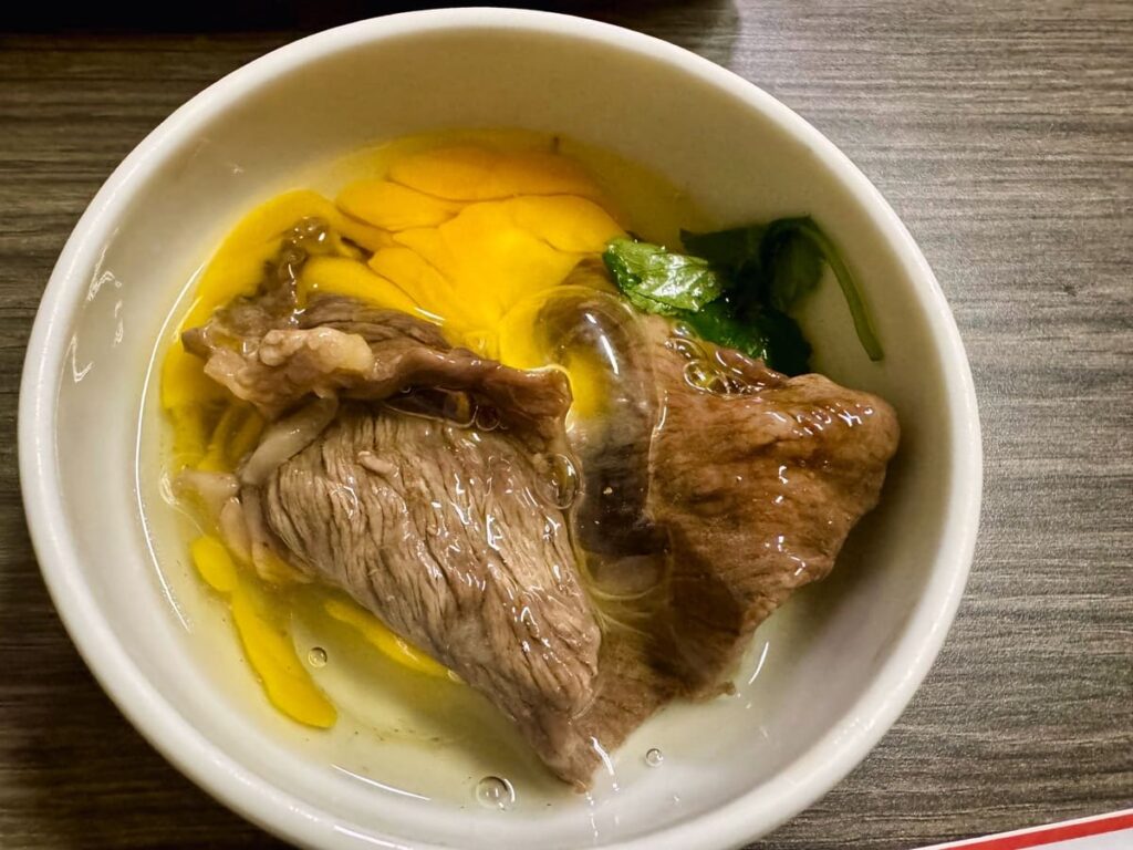 名代すき焼キムラの和牛ロースすき焼き 実食1