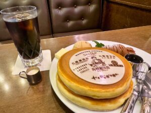 丸福珈琲店 千日前本店のモンブランホットケーキ ドリンクセット3