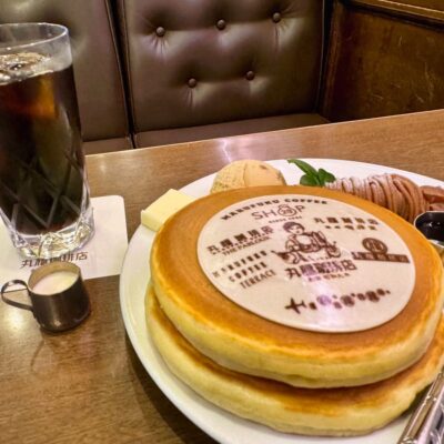 丸福珈琲店 千日前本店のモンブランホットケーキ ドリンクセット3