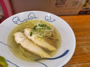 中村商店 京都拉麺小路店の鶏塩ラーメン2