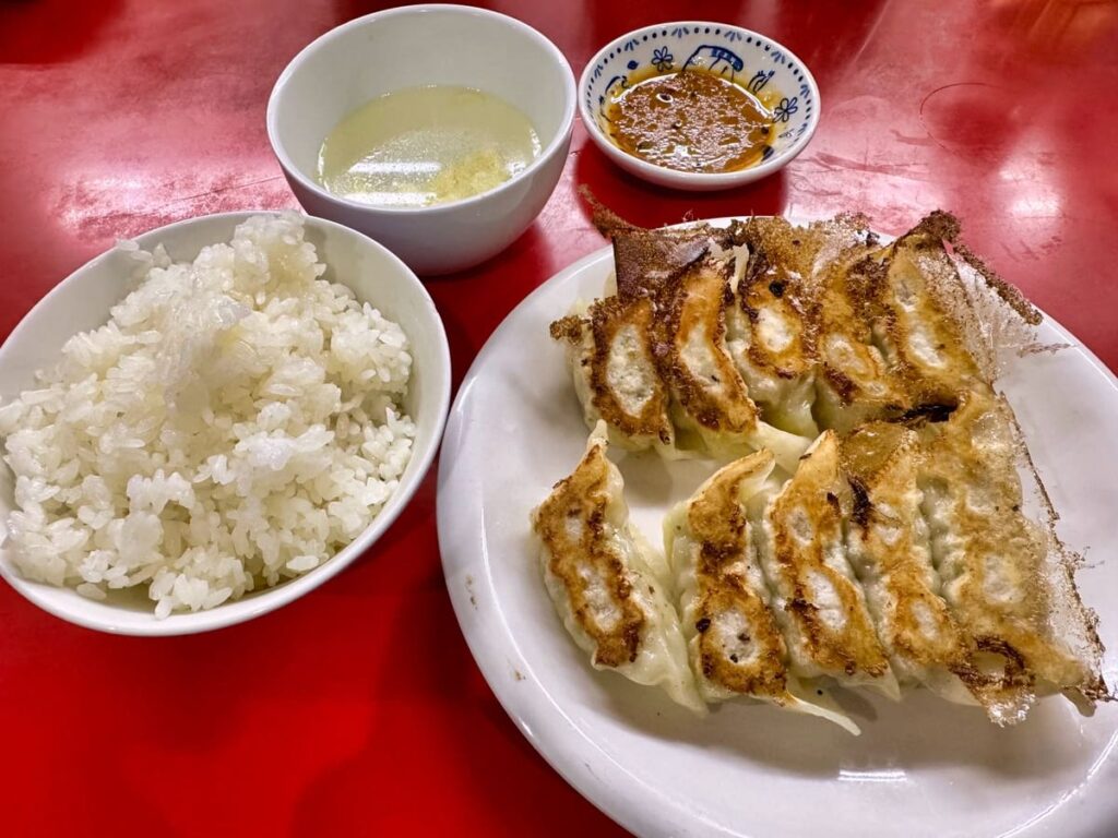 餃子専門店イチローの焼餃子定食1