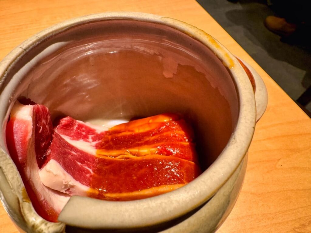 298梅田3号店の壺漬け厚切りカルビ
