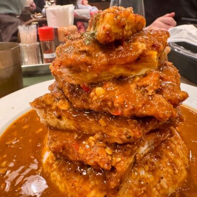 ダル食堂のマウンテンカツカリーチキン大4