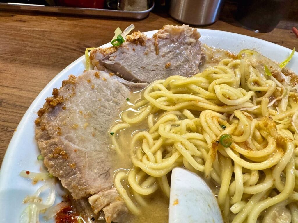 麺屋極鶏 円町店の海老だく(並) チャーシュー