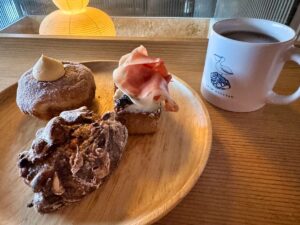 アマムダコタン京都の惣菜パン3種3