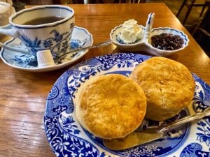 西洋茶館のスコーンセット3