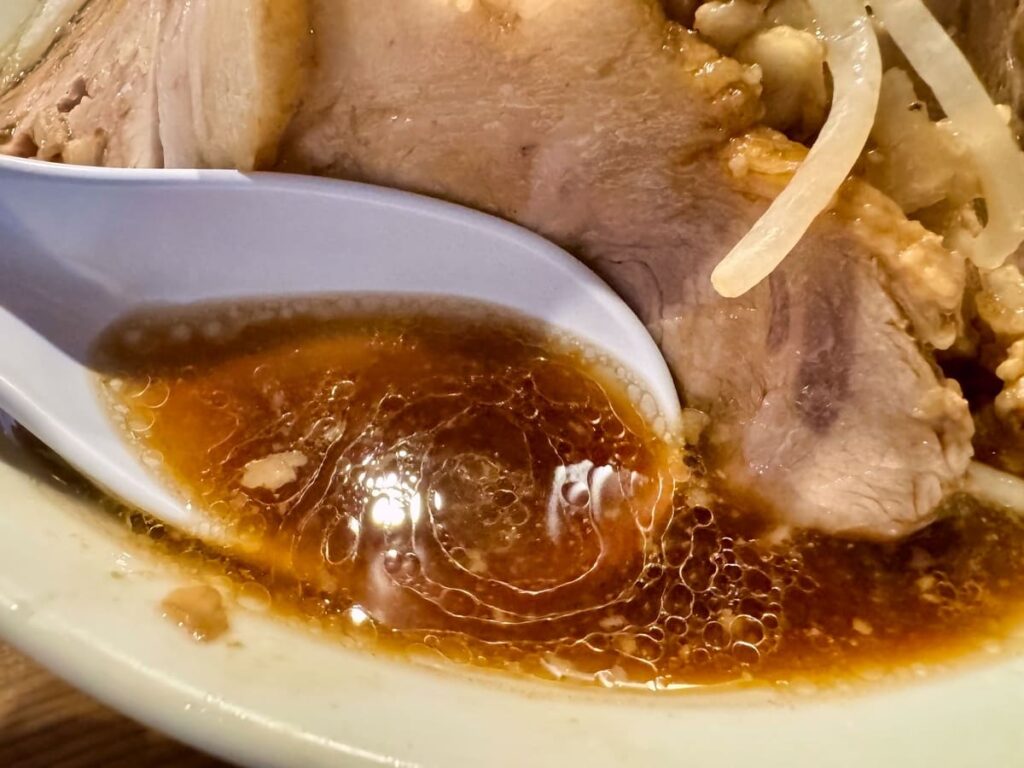 あけてもくれてもの豚ラーメン 麺量300g スープ