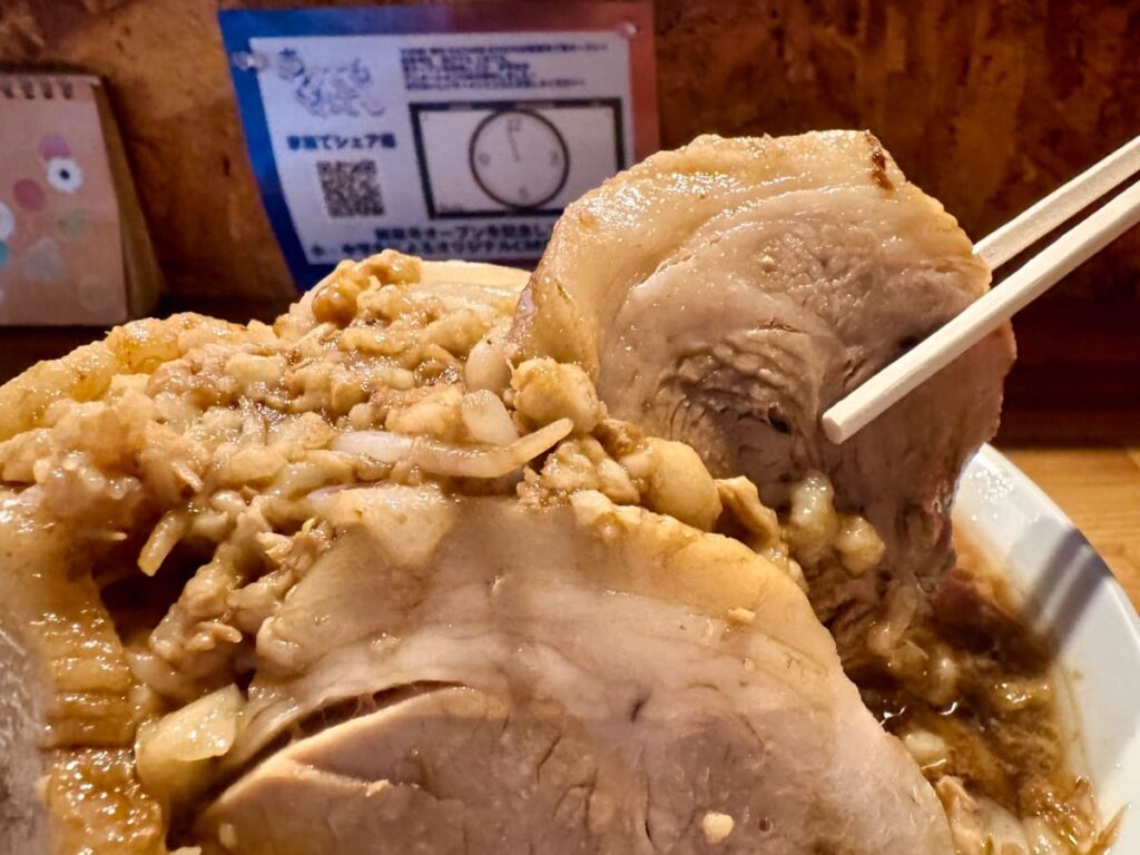 あけてもくれてもの豚ラーメン 麺量300g 豚