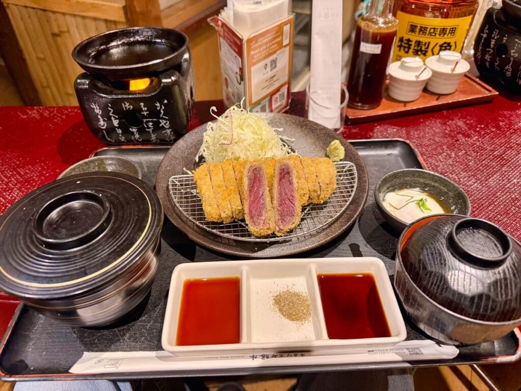 牛カツ 京都勝牛 先斗町本店の元祖牛上ロースカツ膳(大)1