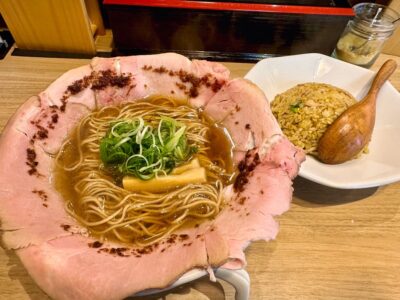 中華そば麓のチャーシュー麺半チャーハンセット1
