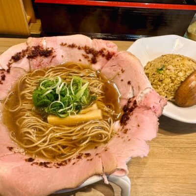 中華そば麓のチャーシュー麺半チャーハンセット1