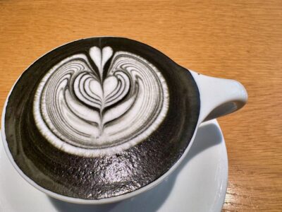 Common Wellのチャコールラテ2