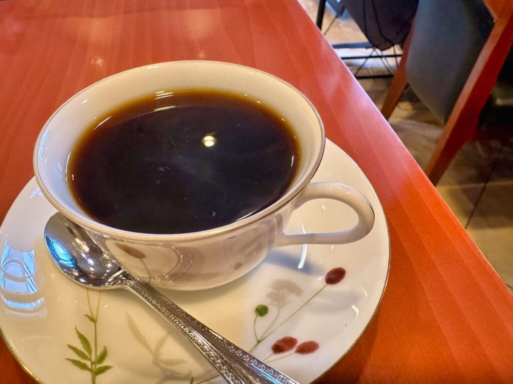 大人の時間が過ごせる【Le Premier Cafe 心斎橋本店】へ行ってきた 2 Le Premier Cafe 心斎橋本店のプルミエブラック1