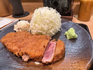 牛かつもと村 京都ポルタ店の牛かつ1枚 近影3