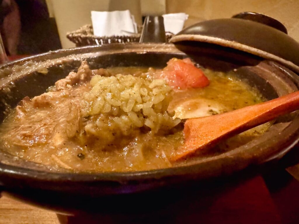 長堀橋で超絶人気の間借りカレーショップ【橋本屋】へ行ってきた 7 橋本屋のチキンカレー芳醇 実食3